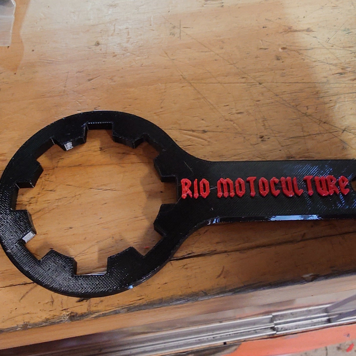 Clé pour rembobiner les load and go oleo-mac 130 mm